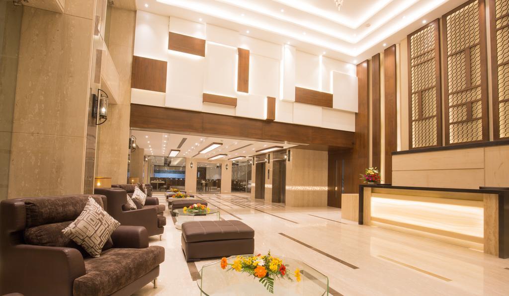 Kiscol Grands Hotel Коимбаторе Екстериор снимка