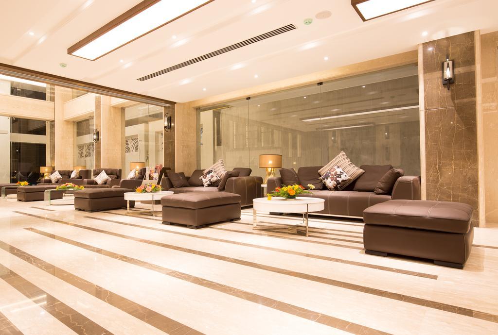 Kiscol Grands Hotel Коимбаторе Екстериор снимка