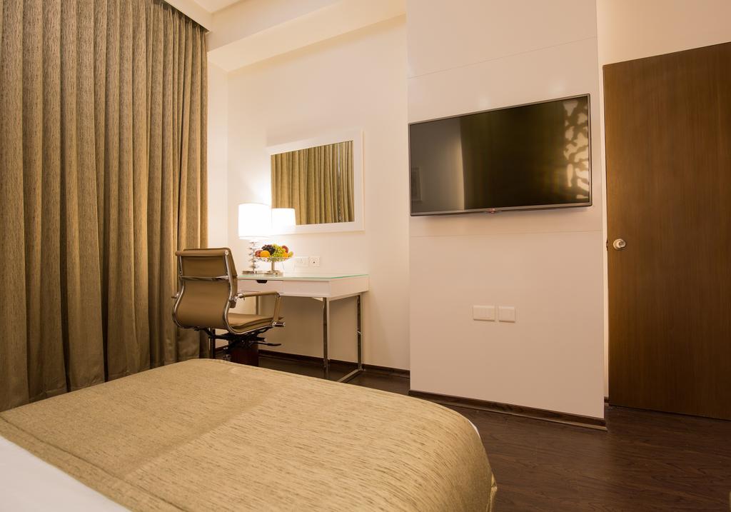 Kiscol Grands Hotel Коимбаторе Екстериор снимка
