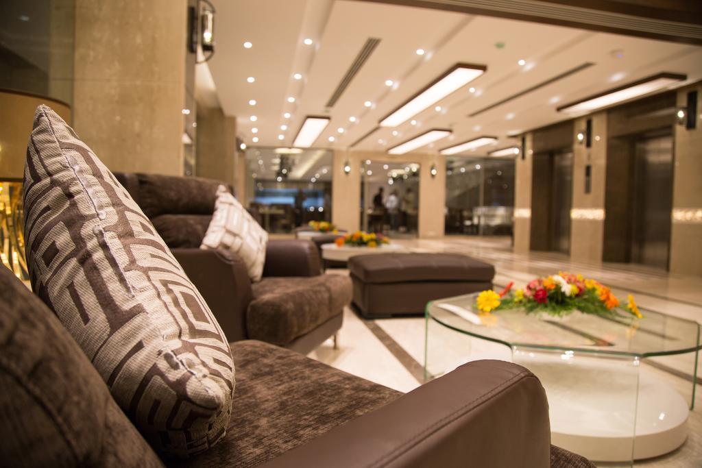 Kiscol Grands Hotel Коимбаторе Екстериор снимка