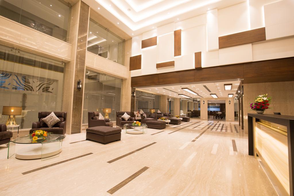 Kiscol Grands Hotel Коимбаторе Екстериор снимка