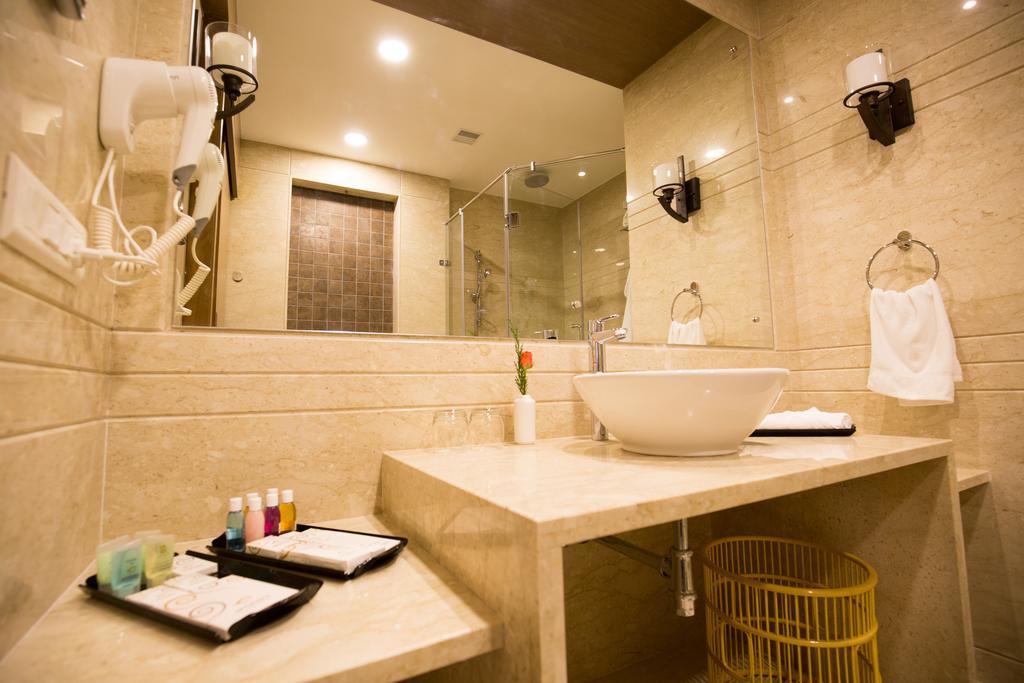 Kiscol Grands Hotel Коимбаторе Екстериор снимка