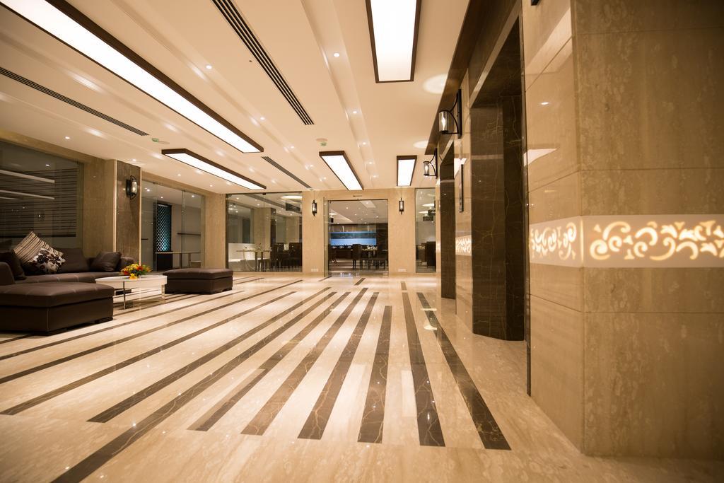 Kiscol Grands Hotel Коимбаторе Екстериор снимка
